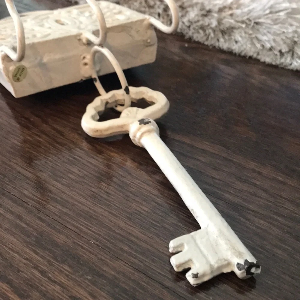 Rod Iron Key Holder